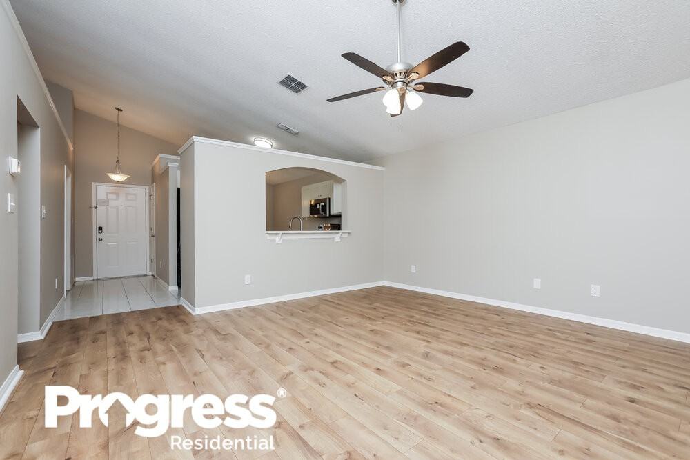 1650 Riveredge Rd - Photo 3 of 16