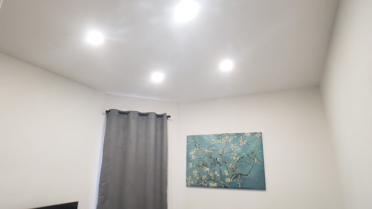 Lansdowne Ave & Bloor St W - Photo 3 of 5