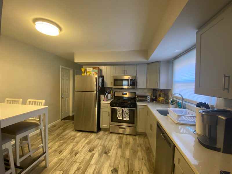 289 Lamport Blvd - Photo 3 of 19