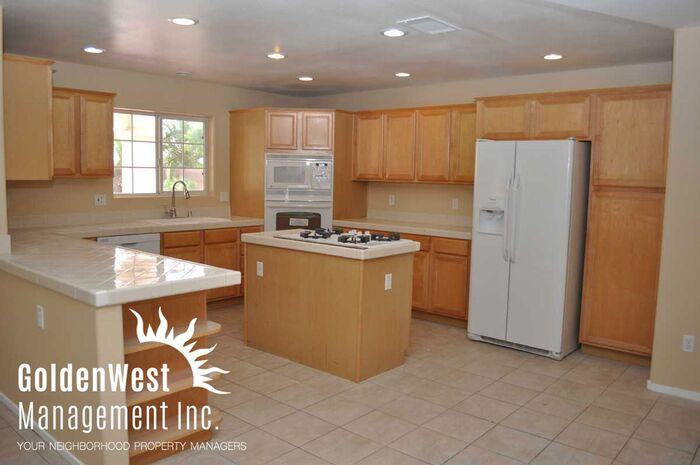 5320 Bright Sun Ct - Photo 2 of 11