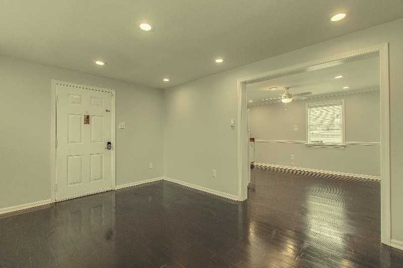 408 Sherman Ave - Photo 3 of 17