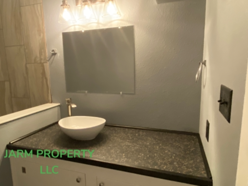 2211 King St - Photo 7 of 18