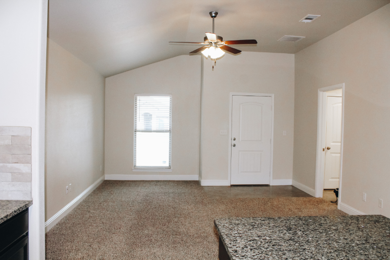 6829 Rio Pl - Photo 3 of 12