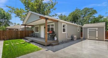 featured image of 2914 W Madison Ave