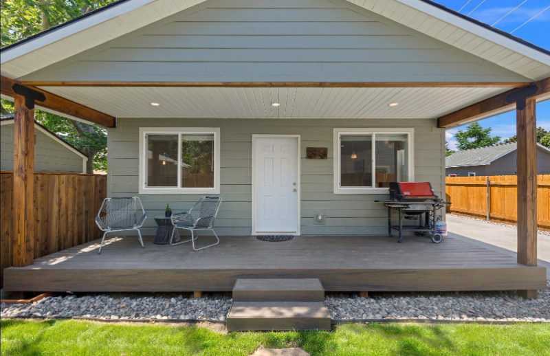 2914 W Madison Ave - Photo 2 of 12