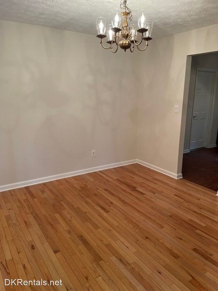 860 Crab Orchard Dr - Photo 3 of 23
