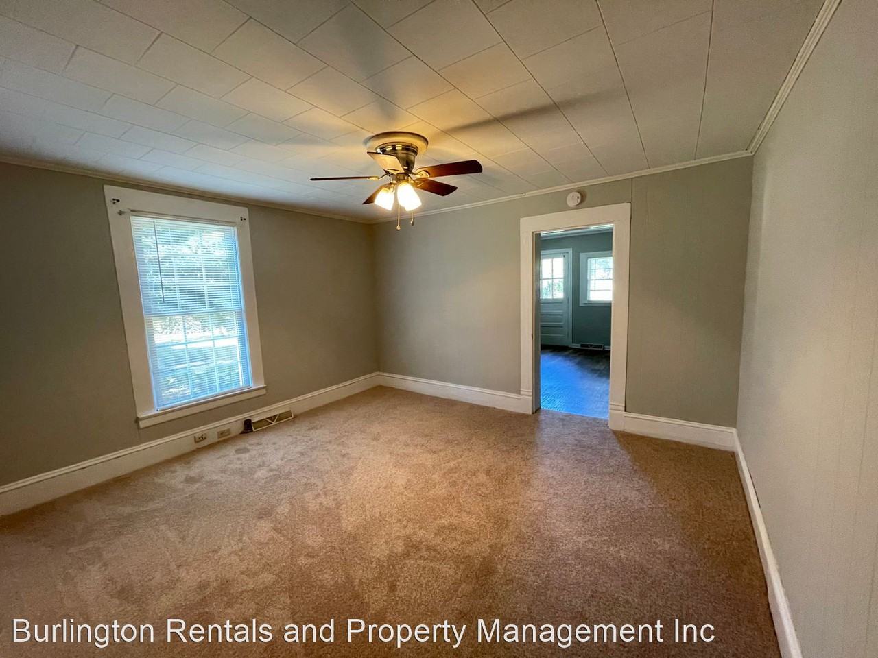 1016 Washington Street - Photo 3 of 8
