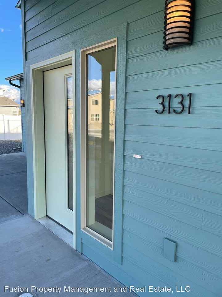 3131 3131 Slate River Drive - Photo 2 of 13