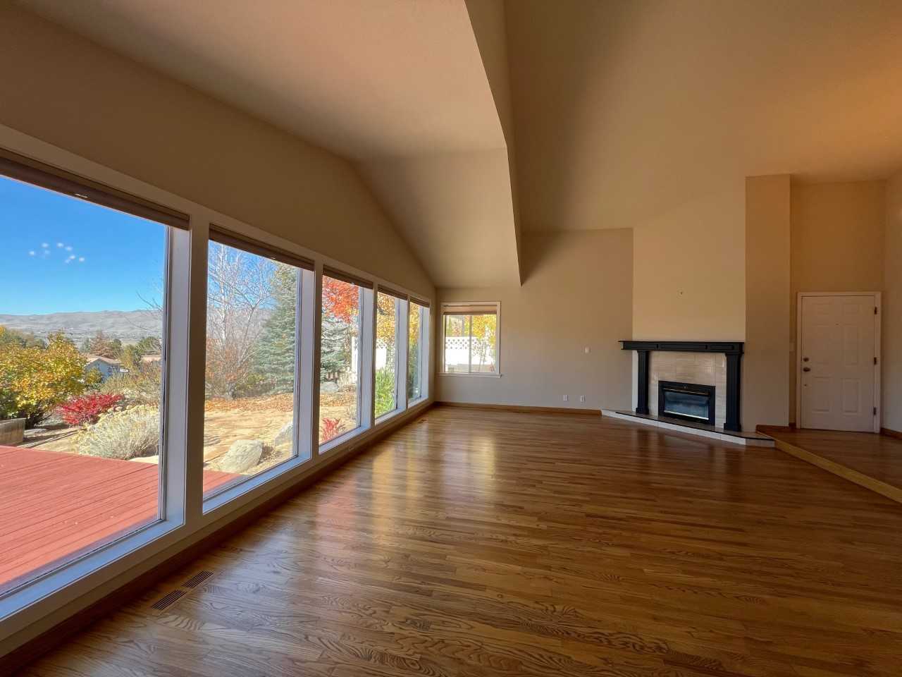 3805 Brighton Way - Photo 3 of 37