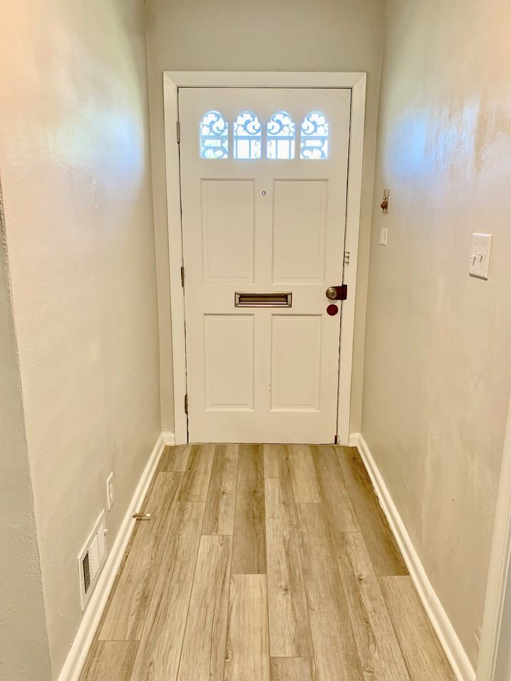 3309 Armistead Dr - Photo 2 of 20