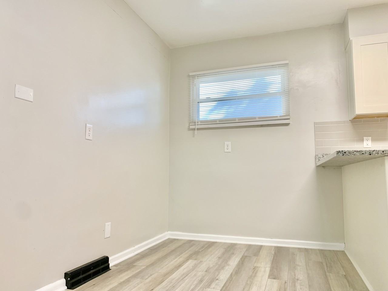 3309 Armistead Dr - Photo 6 of 20