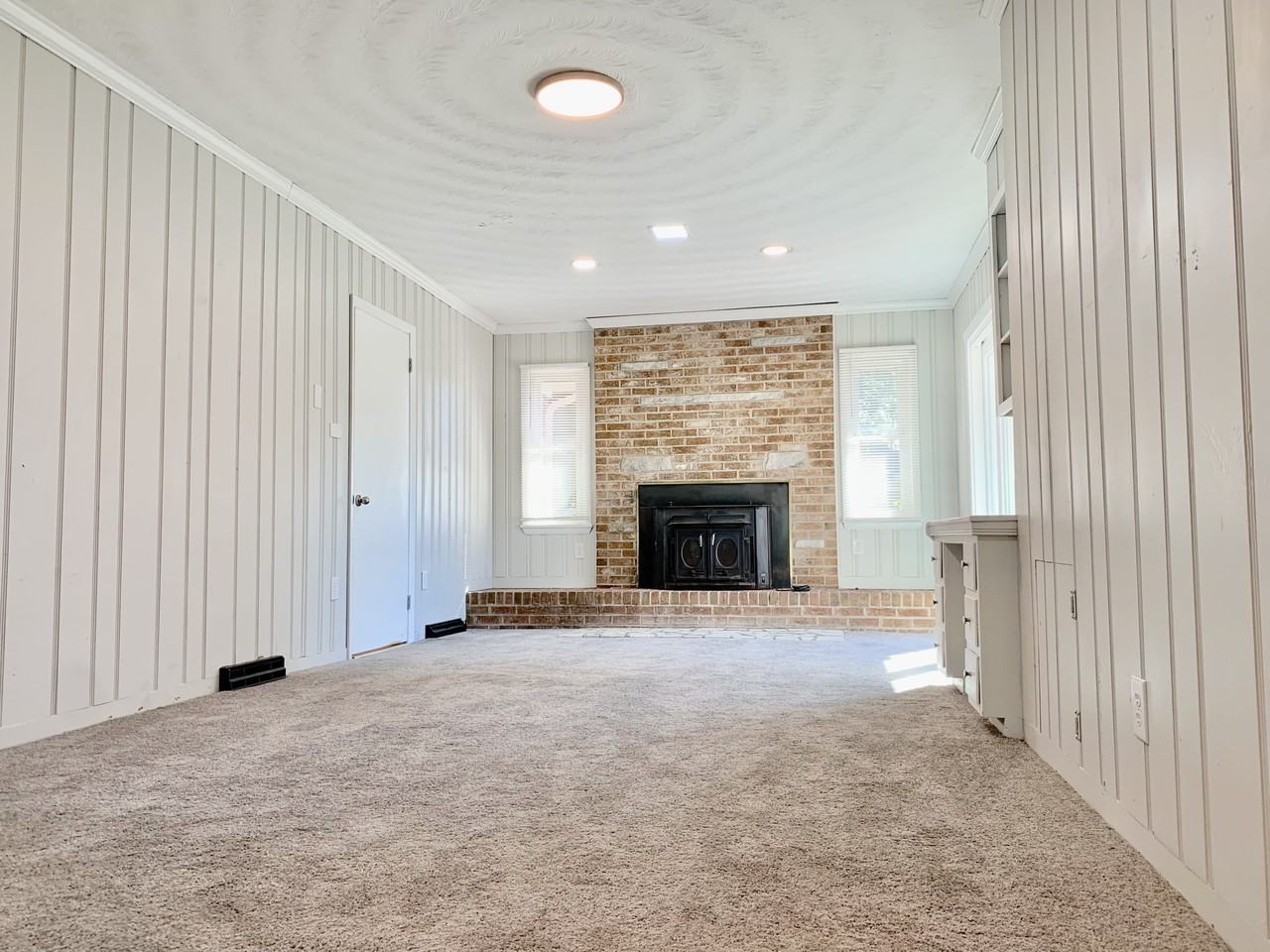 3309 Armistead Dr - Photo 7 of 20