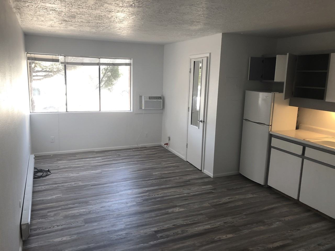 1515 Copper Ave NE - Photo 2 of 14