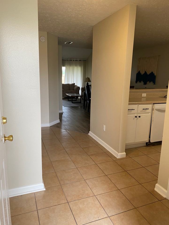 5226 Joshua Ln - Photo 2 of 26