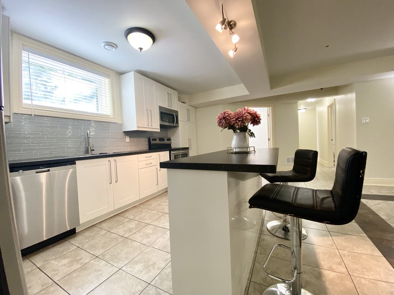 1029 Meadow Lane Rd Unit B - Photo 2 of 12