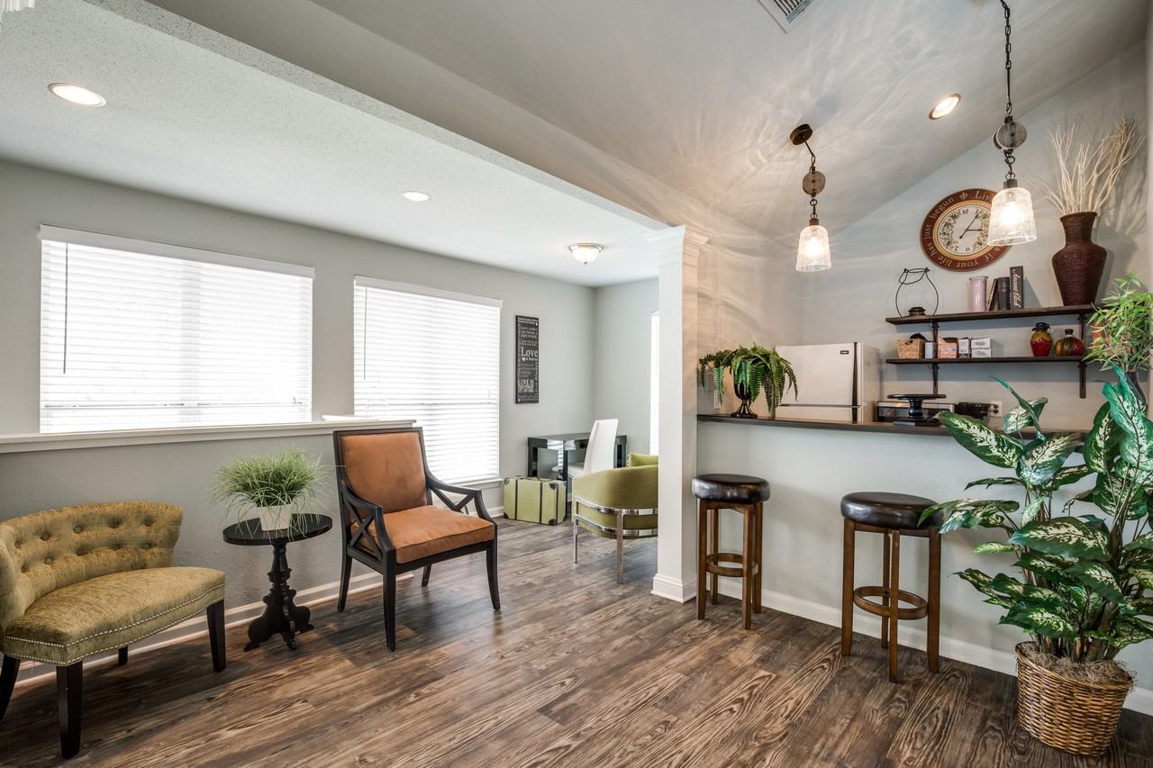 Highland Cross Apartments in Houston, TX 77073 Zumper