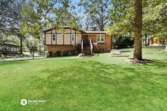 3245 Edenburg Dr - Photo 2 of 18