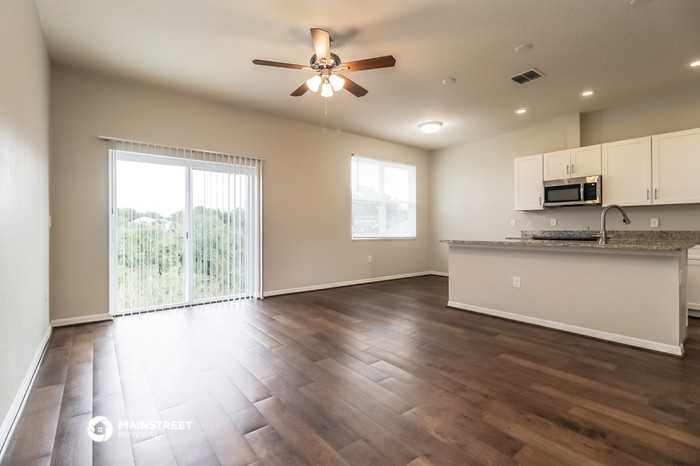 3978 Tangle Dr - Photo 3 of 16