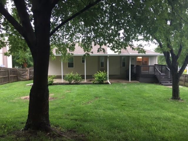 1612 N Jones Ct - Photo 3 of 5