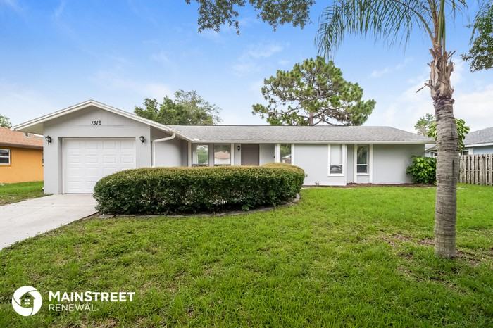 1316 Whispering Ln - Photo 2 of 12