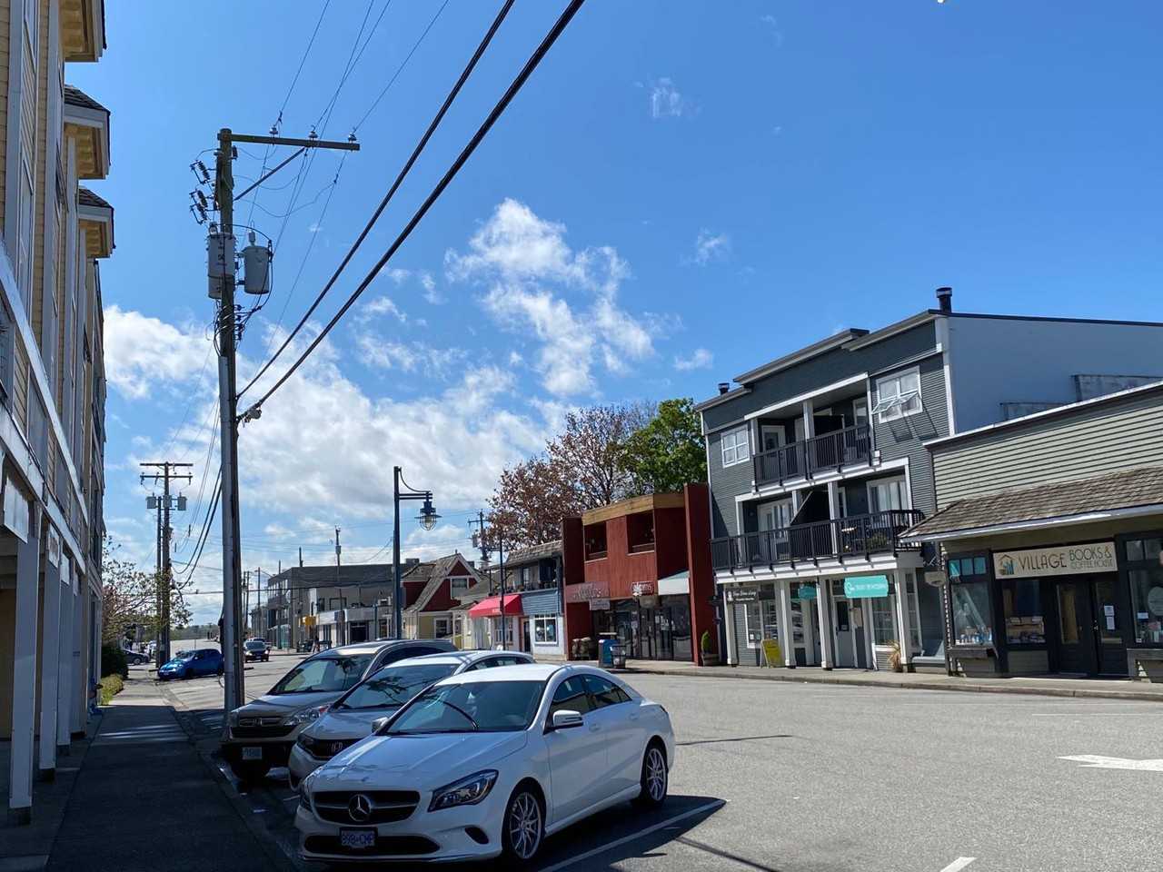 Steveston village low-rise apartment - Photo 2 of 10