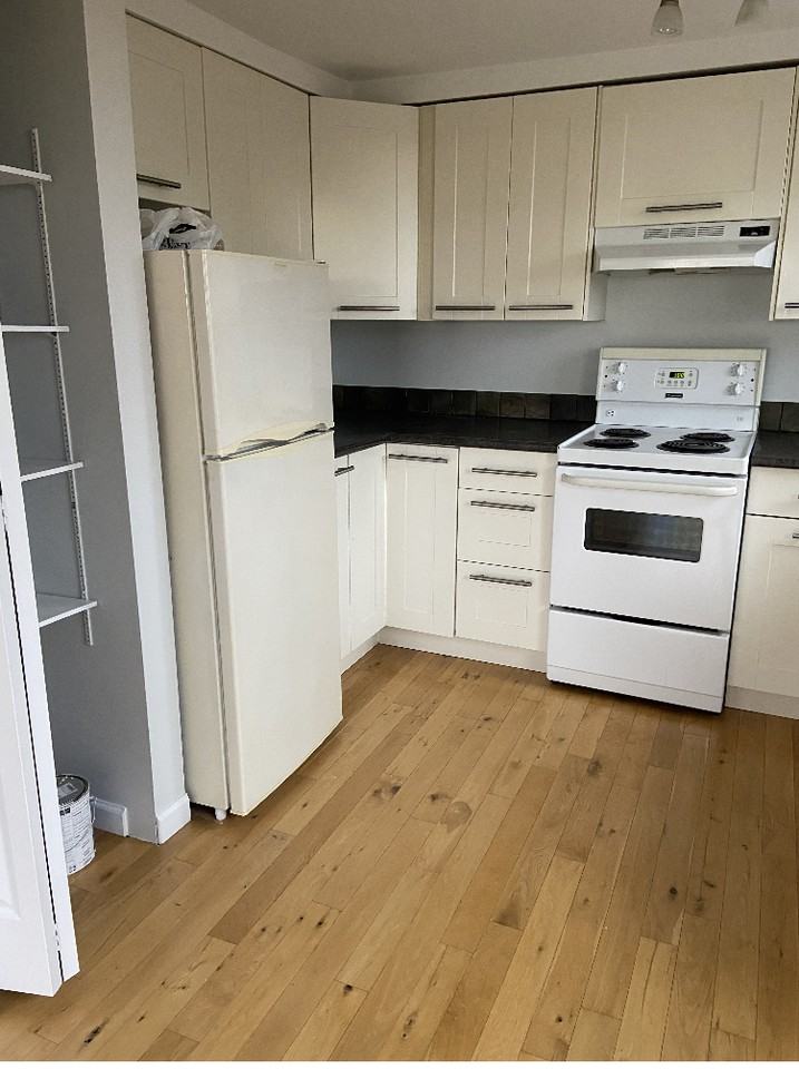 312 11th Street #Main - Photo 3 of 22