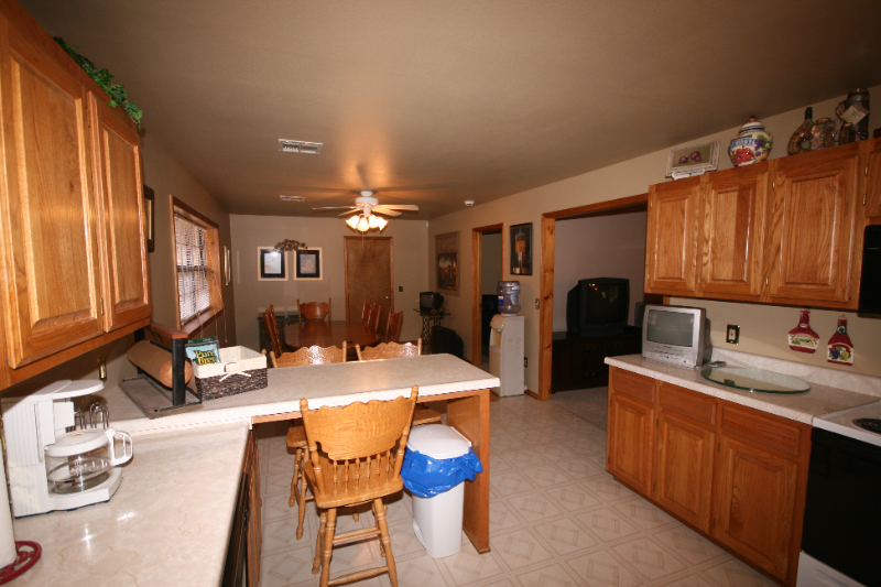 32131 S 627 Rd - Photo 2 of 4