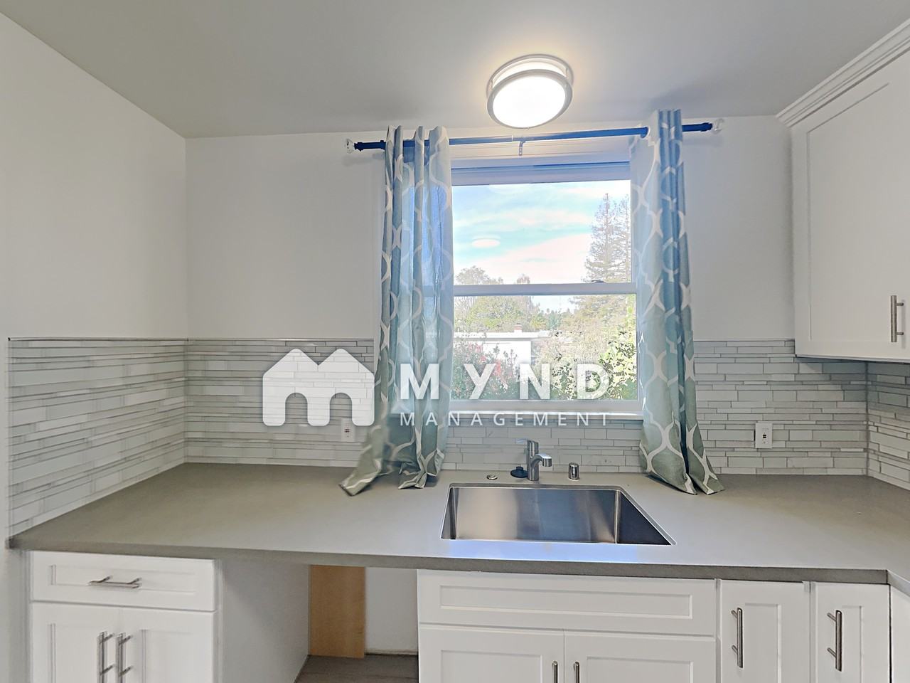 3991 Waterhouse Rd - Photo 2 of 29