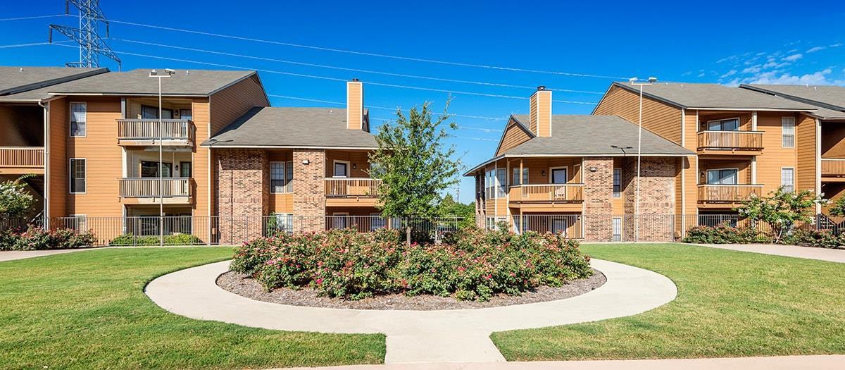 MAA Deer Run Apartments 3637 Trinity Mills Rd, Dallas, TX 75287 Zumper