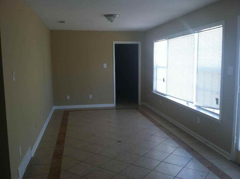 2446 E Gemini Cove - Photo 2 of 5