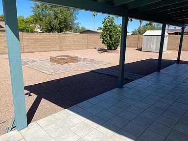 1908 E Julie Dr - Photo 3 of 12