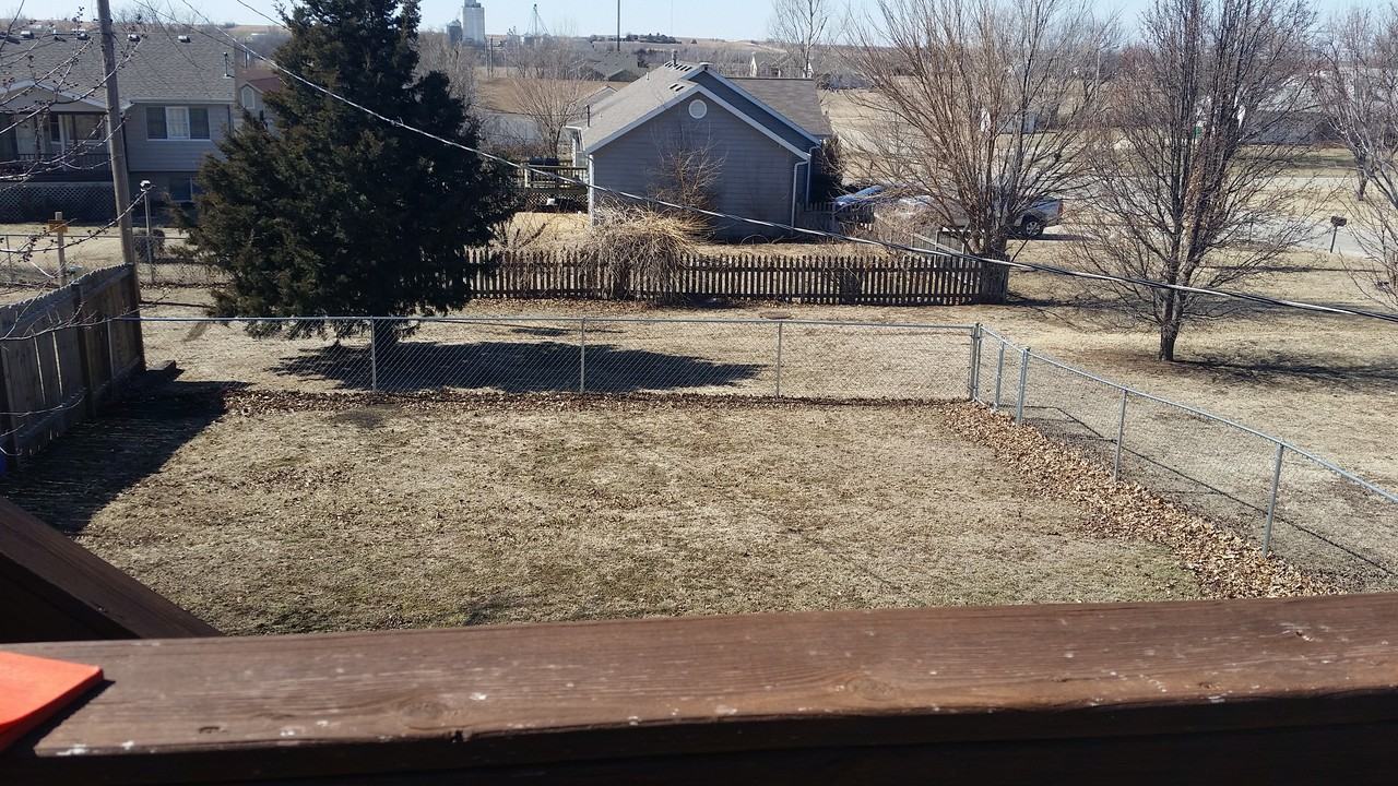 709 Juniper St - Photo 2 of 19