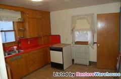 1437 Main St NW - Photo 3 of 8