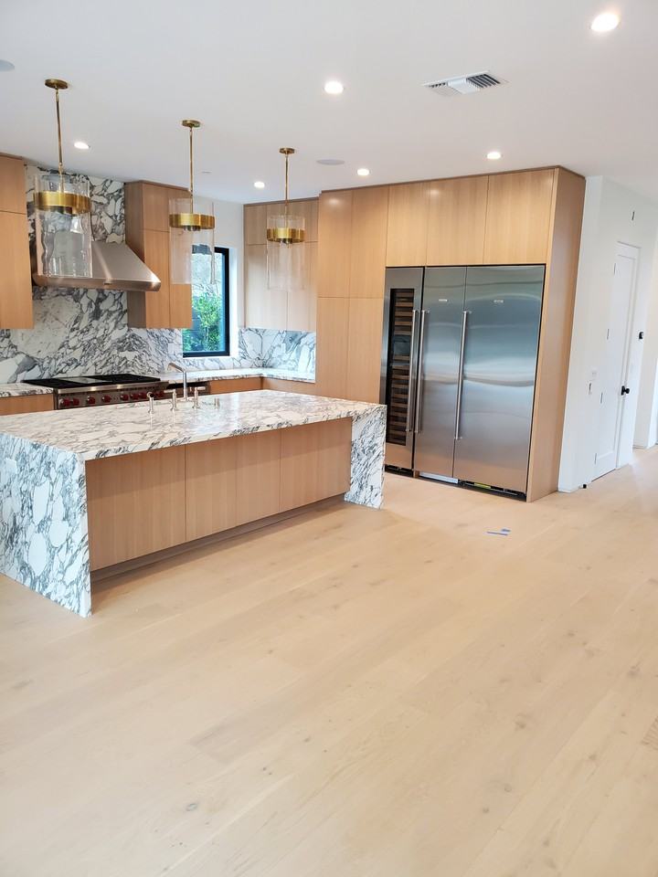 2137 Glyndon Avenue - Photo 2 of 10