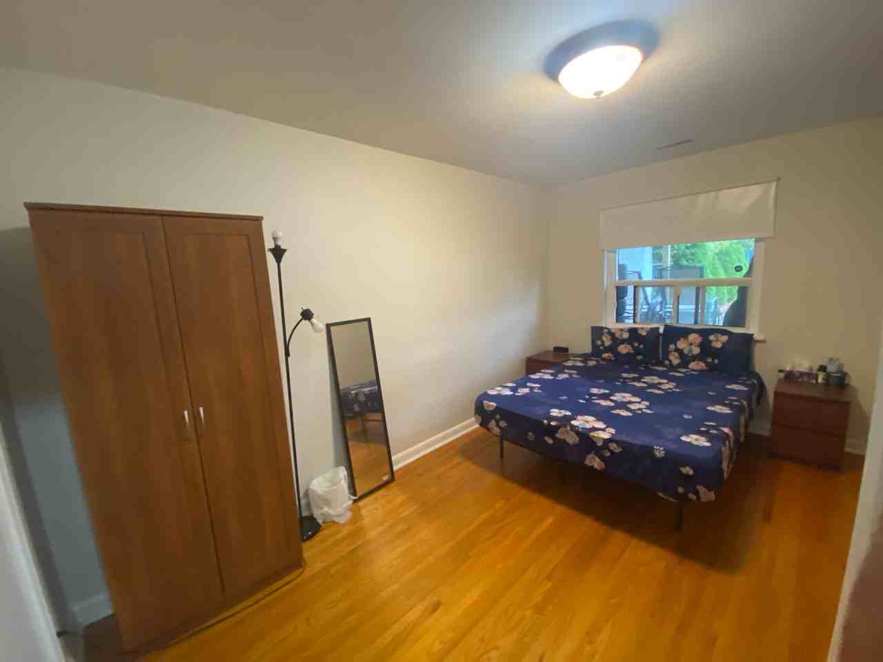52 Gotham Court #1 - Photo 4 of 9