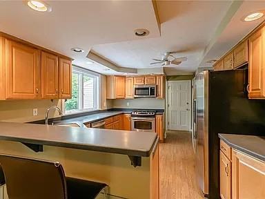 11 Austin Park - Photo 2 of 20