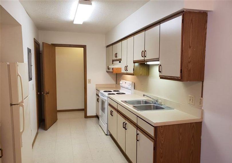 Crown Point Villas - Photo 2 of 13