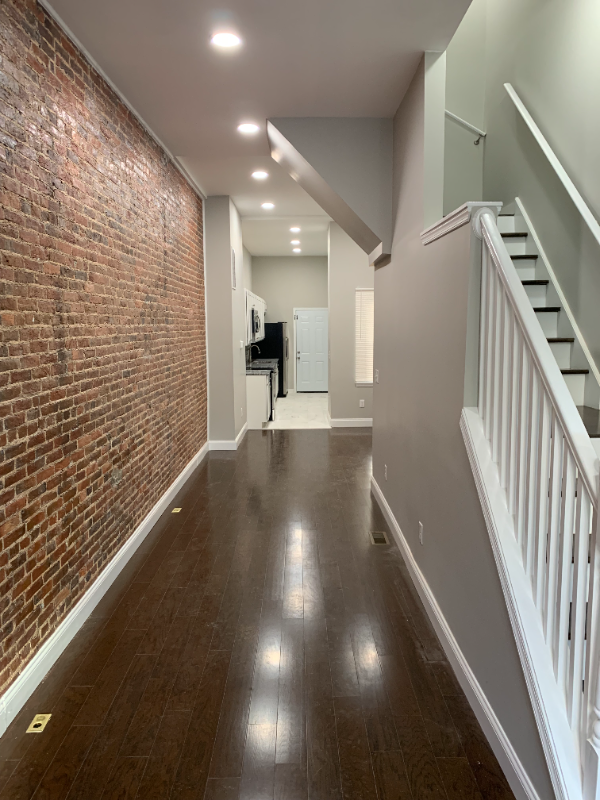 1706 Mcculloh St - Photo 3 of 18