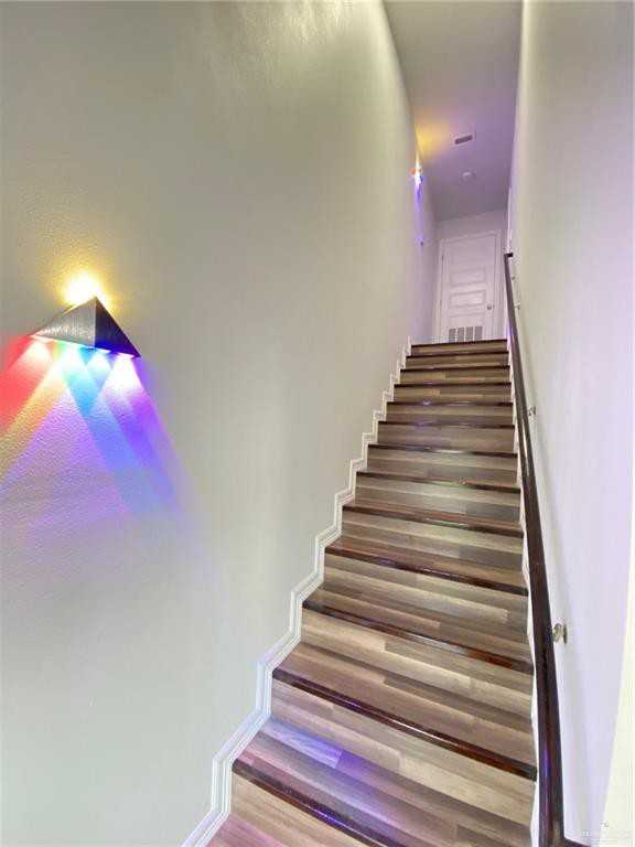 2102 Taxco Ct #4 - Photo 5 of 9