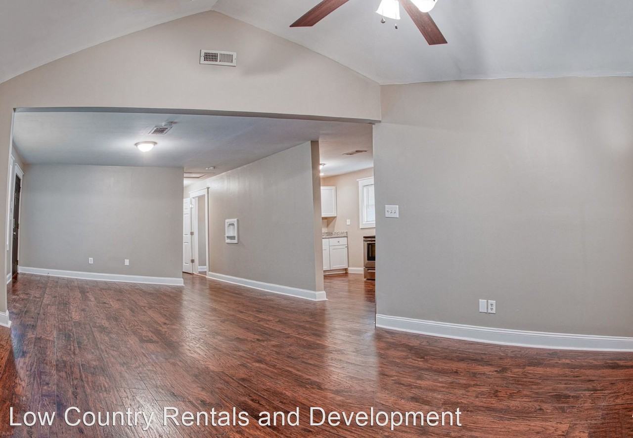 175 Herman St - Photo 3 of 20