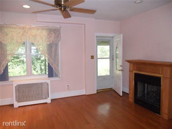 41 W Manoa Rd - Photo 2 of 6