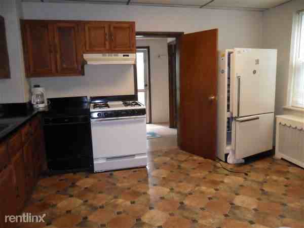 41 W Manoa Rd - Photo 3 of 6