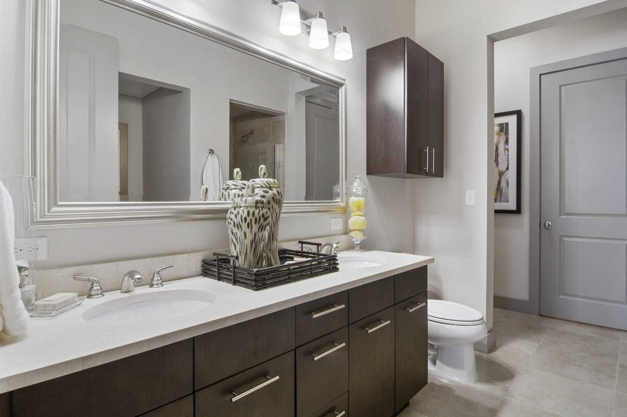 Gables University Station - Photo 5 of 21