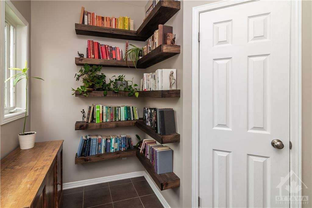 1090 Georgeton Private - Photo 3 of 25