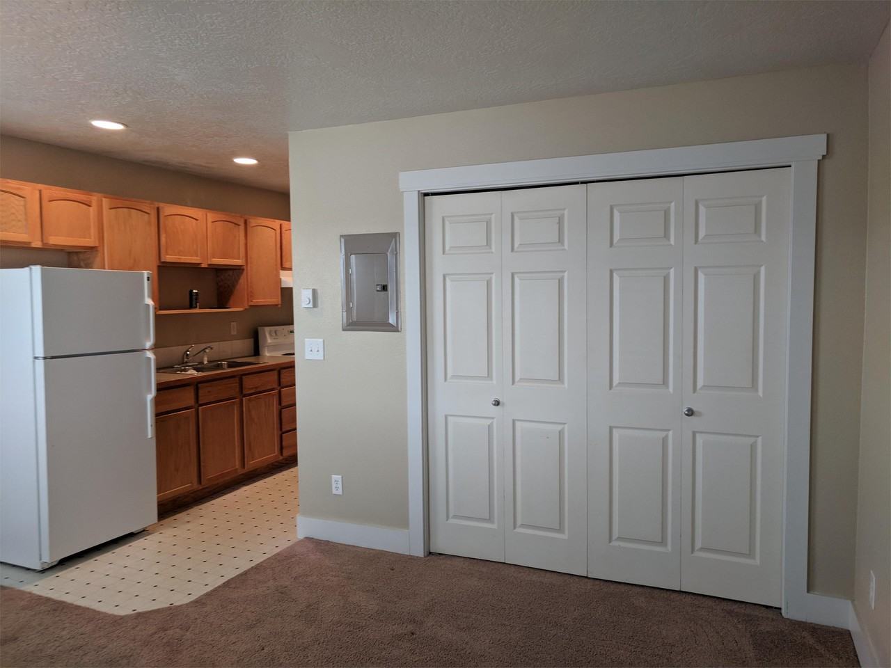 2 Big River Dr #2 - Photo 2 of 10