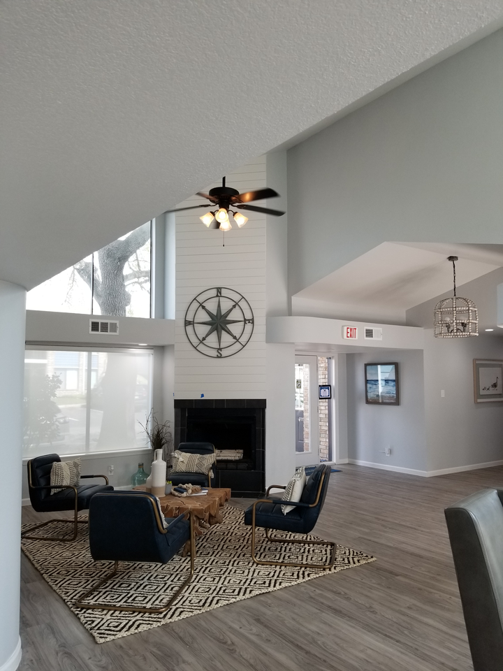 Regatta Apartments - Photo 4 of 23