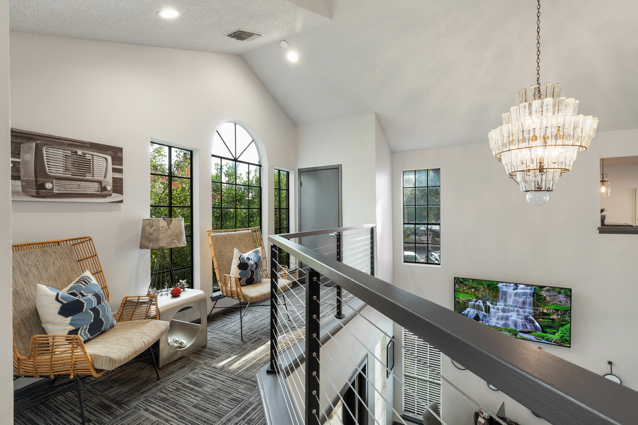 Stonehill at Pipers Creek Apartments 7940 Pipers Creek St, San