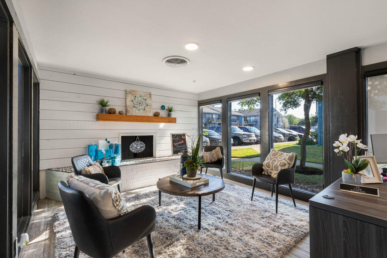 Aubry Hills Apartments - Photo 7 of 30