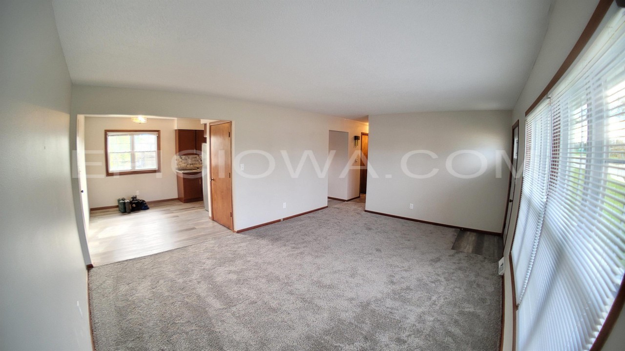 2621 Wilson Ave Sw #1 - Photo 3 of 20