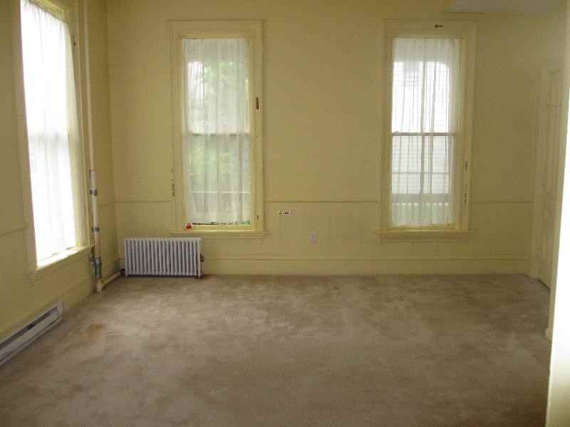 24 Williams St 1B - Photo 3 of 4